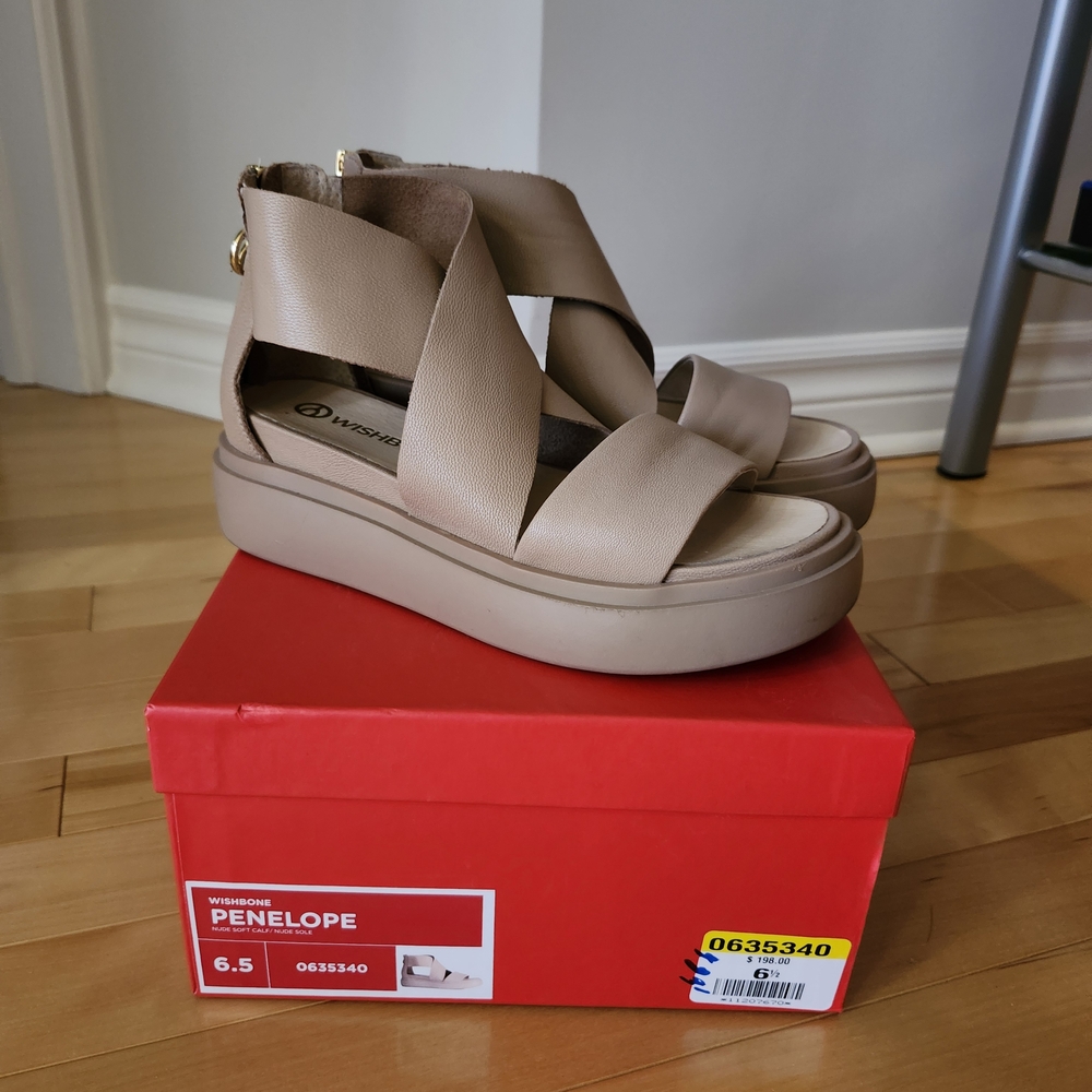 Tan Sandals Minimalist Design